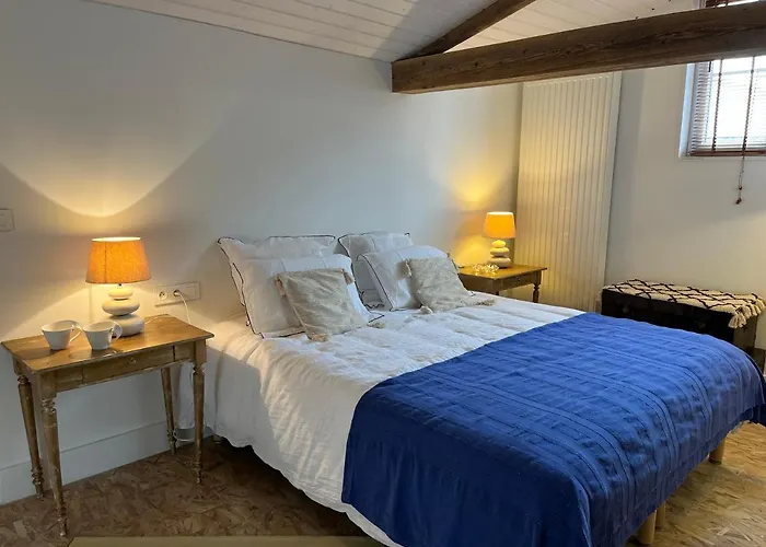 Holiday home Le Clos De Flo